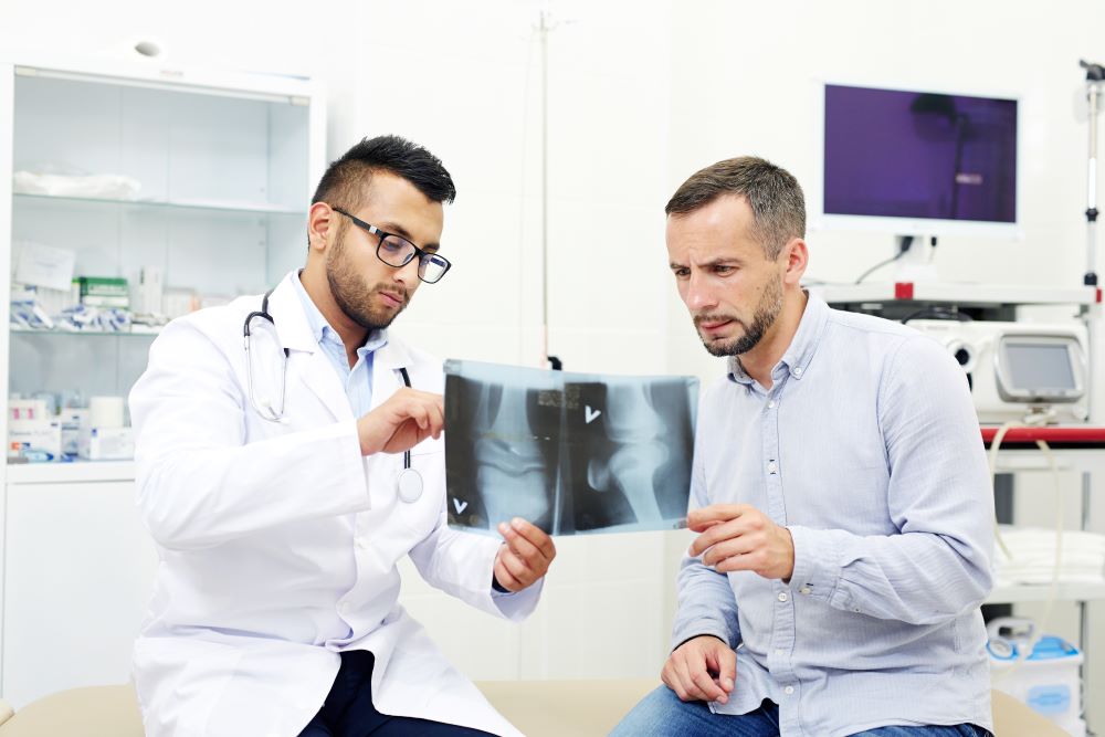 Top Signs You Should Visit an Orthopedic Doctor